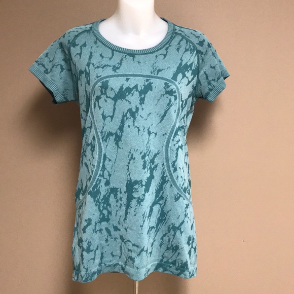 lululemon athletica Tops - LULULEMON Swiftly Tech Short Sleeve Heathered Bon